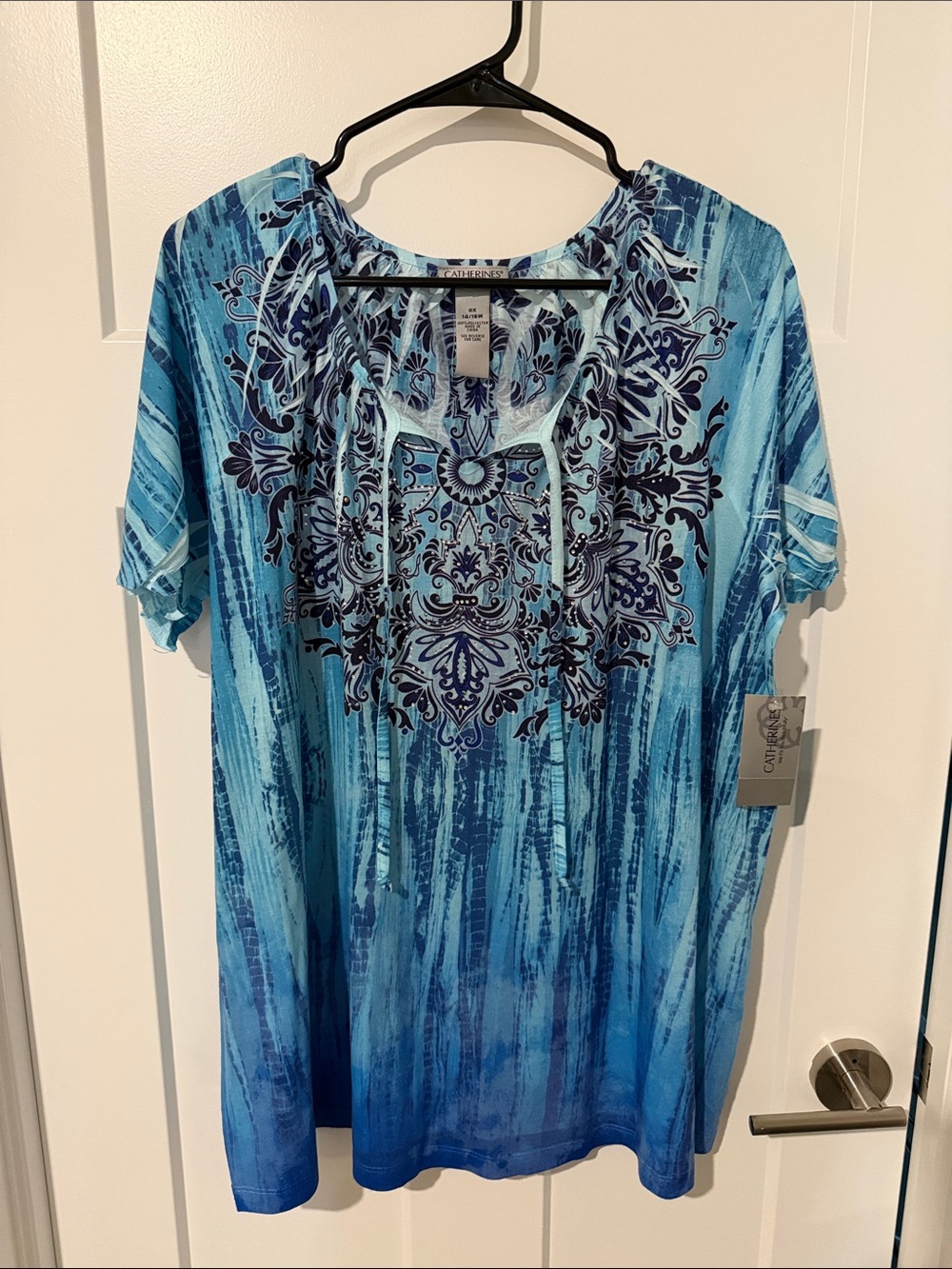 NWT Catherines Blue Printed Short Sleeve Tie-Front Tunic